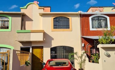 Casa Moderna y Recién Remodelada Av. Torres y Kabah!