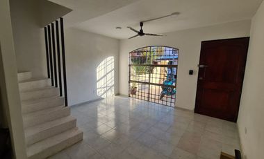 Casa Moderna y Recién Remodelada Av. Torres y Kabah!