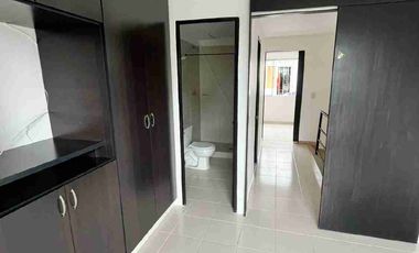 🏠vendo linda casa duplex sector San Juaquin