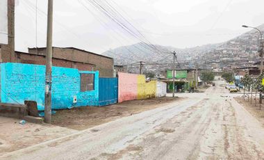 VENDO TERRENOS  VILLA MARIA TRIUNFO / AREAS 54 M2 / USD 42,000 DOLARES / AV. EL SOL  C/ JR. SAN ANTONIO CERCADO DE VMT.