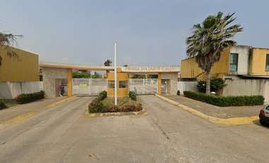 Casa en circuito Interior Lirios, Santa Fe, Villa San Martín, Veracruz, México. ¡NO CRÉDITOS!