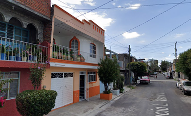 SE VENDE CASA EN ZACAPU, MICHOACAN