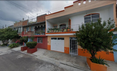 SE VENDE CASA EN ZACAPU, MICHOACAN