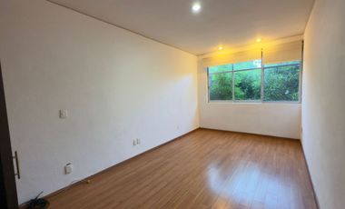 Casa en venta en Fraccionamiento el Acantilado Zapopan