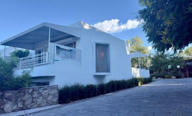 Casa en venta en Fraccionamiento el Acantilado Zapopan