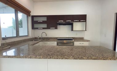 Casa en venta en Fraccionamiento el Acantilado Zapopan