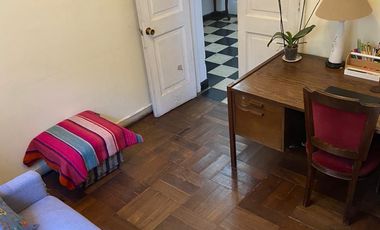 Vendemos amplia y centrica casa en Providencia,Santiago.