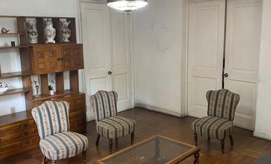 Vendemos amplia y centrica casa en Providencia,Santiago.