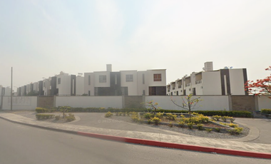 Casa en condominio ubicada en Blvd. Peña la Viesca 12, Fraccionamiento Real Santa Fe, II, 62790 Atlacholoaya, Mor.