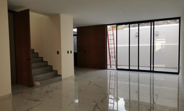 Se vende casa en Fraccionamiento Bosque Real