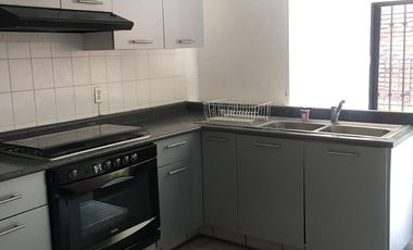 VENTA DE CASA EN LOMAS DE ATZINGO