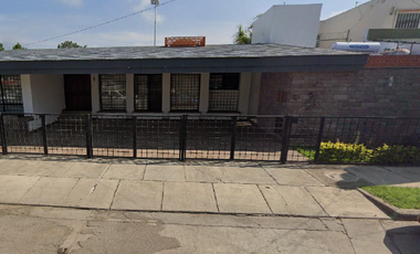 HERMOSA Y AMPLIA PROPIEDAD EN VENTA, ZAPOTITLÁN EL GRANDE JALISCO.
