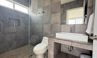 CASA EN VENTA EN FRACCIONAMIENTO LOMAS DE COCOYOC MORELOS