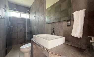 CASA EN VENTA EN FRACCIONAMIENTO LOMAS DE COCOYOC MORELOS