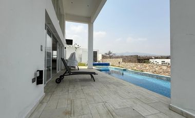 CASA EN VENTA EN FRACCIONAMIENTO LOMAS DE COCOYOC MORELOS