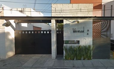 Venta de Hermosa Y Amplia Casa en C. Hortensia, Florida, Álvaro Obregón, CDMX.