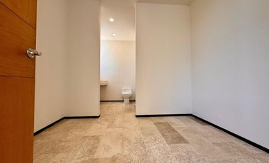 CASA EN VENTA DE 3 HABITACIONES CON ALBERCA Y CUARTO DE SERVICIO COMPLETO