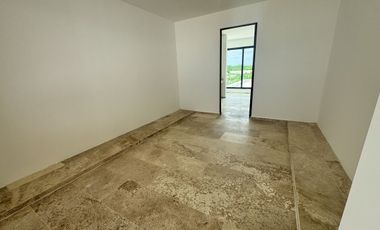 CASA DE 1043 M2 EN VENTA DE 4 RECÁMARAS EN DZITYA