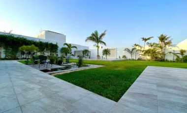 CASA DE 1043 M2 EN VENTA DE 4 RECÁMARAS EN DZITYA