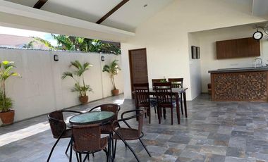 Las Villas De Manila | House and Lot For Rent - #3404
