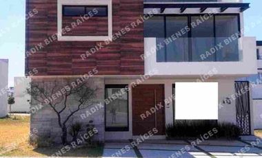 Casa en renta en Parque Sicilia, San Andrés Cholula