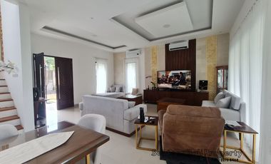 Luxury modern House 3 Bedrooms 285m2 Ungasan kuta selatan