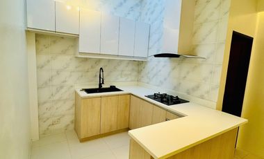 Brand New Modern Townhouse Near Tomas Moranto, Scout Area