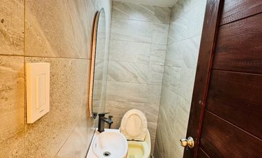 Brand New Modern Townhouse Near Tomas Moranto, Scout Area