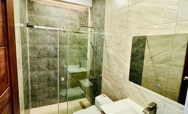 Brand New Modern Townhouse Near Tomas Moranto, Scout Area