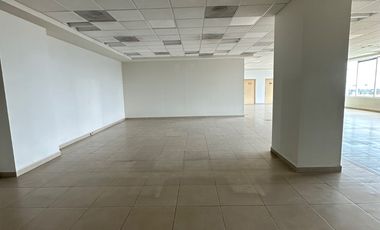 BERNARDO QUINTANA $ 143 250