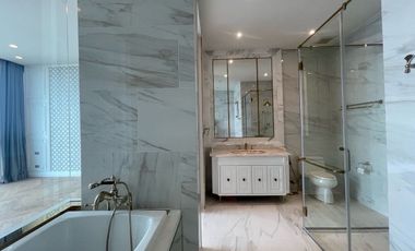 Condo for rent 2 Bedrooms at BTS Phrom Phong station