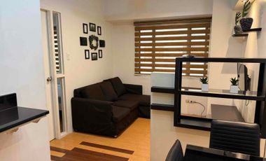 Furnished 1br Eastwood Palazzo