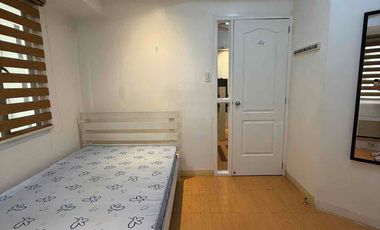 Furnished 1br Eastwood Palazzo