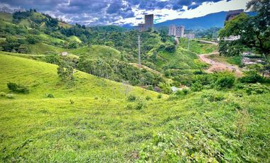 LOTE EN VENTA EN LA MACANA SABANETA ANTIOQUIA