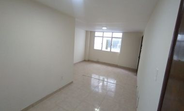 SE VENDE OFICINA CON PARQUEADERO EN EL CENTRO DE BUCARAMANGA