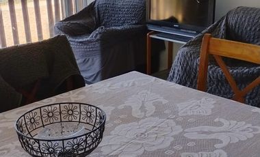 Brown Propiedades arrienda departamento amoblado en condominio ALTO LAS CRUCES