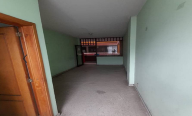 Se Vende Oficina -Piedecuesta Santander- Parque Principal