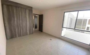 Casa en renta en Residencial del Bosque, Pozos