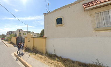 CASA DE RECUPERACIÓN BANCARIA EN PRIV. ARIJA, FRACC. URBI VILLA DEL REY, HUEHUETOCA, EDO MEX. ¡NO SE ACEPTAN CRÉDITOS!