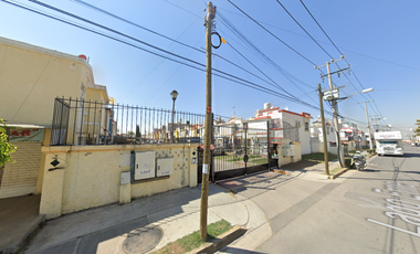 CASA EN PRIVADA RIO NAZAS, URBI VILLA DEL CAMPO , FELIPE VILLANUEVA, ESTADO DE MÉXICO. ¡NO CRÉDITOS!