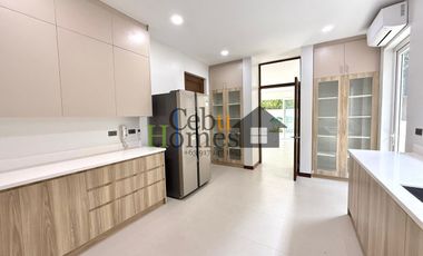 Brand New 6 Bedroom House in Maria Luisa for Sale