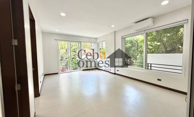 Brand New 6 Bedroom House in Maria Luisa for Sale