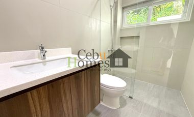 Brand New 6 Bedroom House in Maria Luisa for Sale