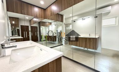 Brand New 6 Bedroom House in Maria Luisa for Sale