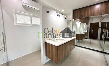 Brand New 6 Bedroom House in Maria Luisa for Sale