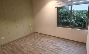 Casa en RENTA en Bosques Vallarta Dentro de Coto
