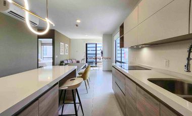 Departamento amueblado en Torre FIRST | Frente al Doctor Hospital