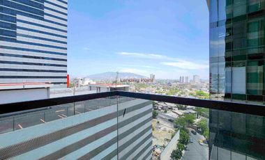 Departamento amueblado en Torre FIRST | Frente al Doctor Hospital