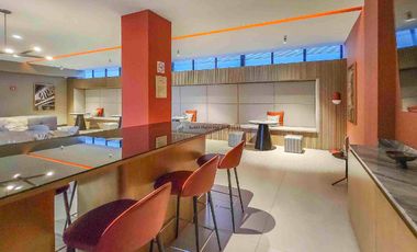 Departamento amueblado en Torre FIRST | Frente al Doctor Hospital