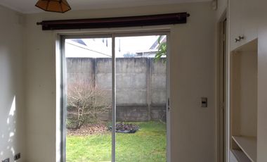 Descripción de la Propiedad Cómoda casa en venta, sector residencial Bosque Sur, Valdivia